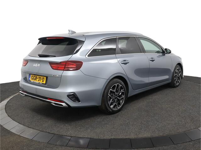 KIA CEE D Ceed Sportswagon 1.5 T-GDi GT-Line Apple Carplay/Android Auto - Cruise Control - Dodehoekdetectie - Panorama Dak - Navigatie - Stoel/Stuurverwarming - Fabrieksgarantie tot 07-2031
