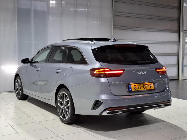 KIA CEE D Ceed Sportswagon 1.6 GDI PHEV ExecutiveLine Stoel en Stuurverwarming, schuif kantel dak, Stoel verkoeling.