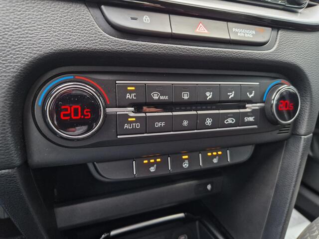 KIA CEE D Ceed Sportswagon 1.5 T-GDi DynamicPlusLine | Automaat | Stoel- en Stuurverwarming | Clima | Key-less | Navi | Carplay/Android Auto |