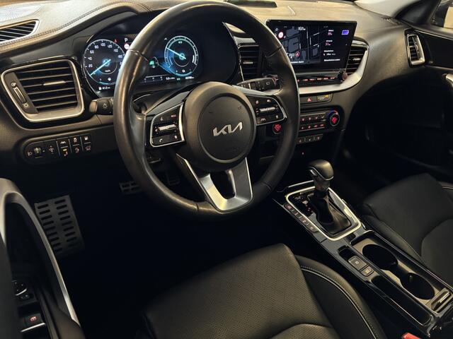 KIA CEE D Ceed Sportswagon 1.6 GDI PHEV Executive Line / Panoramadak / Leer / Stoelventilatie / Apple Carplay / Dab+ / JBL Sound / BLIS / Camera - Trekhaak -