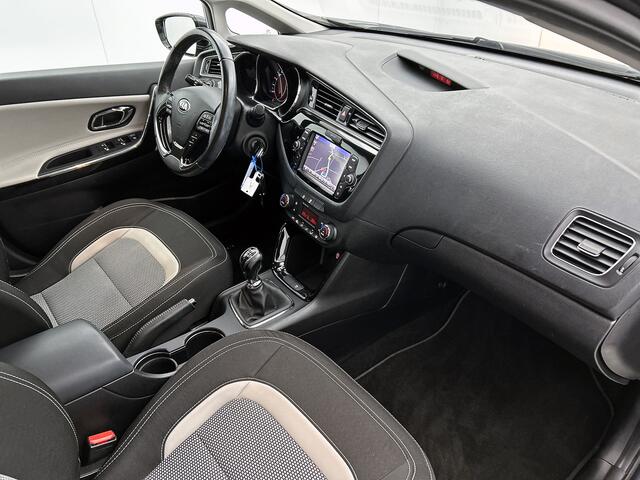 KIA CEE D cee'd Sportswagon 1.6 GDI DynamicLine Climate control | Cruise control | Camera