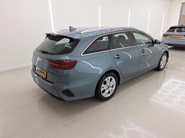 KIA CEE D CEED SPORTSWAGON 1.0 T-GDI DYNAMICLINE I P-CAMERA I APPLE CARPLAY I ADAPT. CRUISE CONTROL I NAVIGATIE