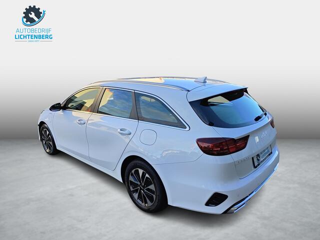 KIA CEE D Ceed Sportswagon 1.6 GDI PHEV DynamicLine Plug-in / Keyless / Navi / Carplay