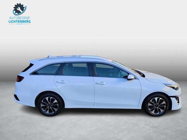KIA CEE D Ceed Sportswagon 1.6 GDI PHEV DynamicLine Plug-in / Keyless / Navi / Carplay