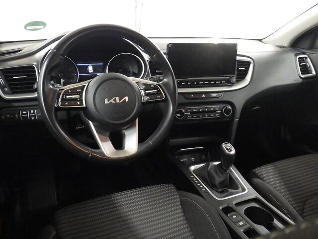 KIA CEE D CEED SPORTSWAGON 1.5 T-GDI DYNAMICLINE I TREKHAAK I APPLE CARPLAY I ADAPT. CRUISE CONTROL I P-CAMERA
