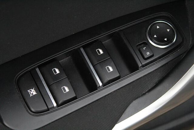 KIA CEE D Ceed Sportswagon 1.0 T-GDi//NAVI//Camera!!