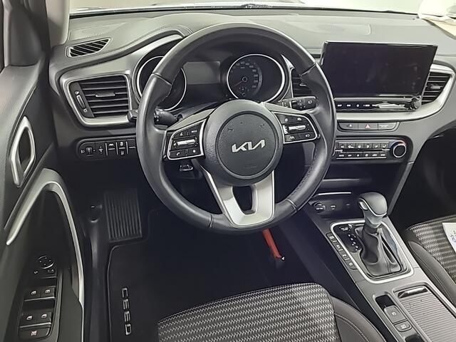 KIA CEE D Ceed Sportswagon 1.0 T-GDi MHEV AUT! 1e Eig NL auto! Camera! Carplay! VERWACHT!