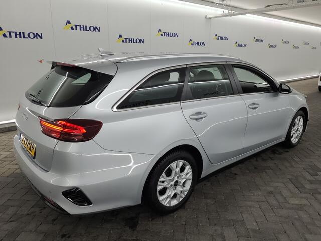 KIA CEE D Ceed Sportswagon 1.0 T-GDi MHEV AUT! 1e Eig NL auto! Camera! Carplay! VERWACHT!