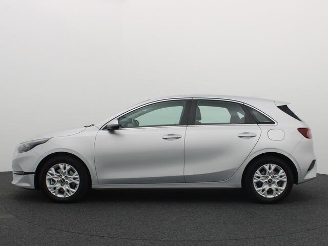 KIA CEE D Ceed 1.0 T-GDi DynamicLine NWE MODEL / NAVI / CLIMA / PDC / CAMERA / DAB+ / CARPLAY / NL-AUTO