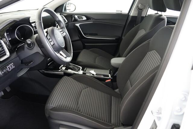 KIA CEE D Ceed Sportswagon 1.6 GDI PHEV DynamicLine / LED / Aut / ACC / Navi / CarPlay / Cam