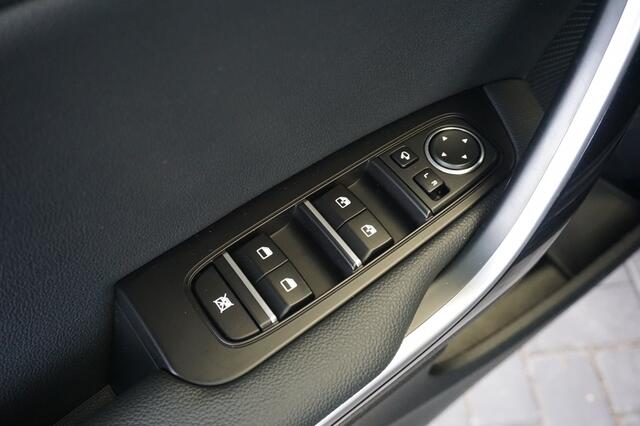 KIA CEE D Ceed Sportswagon 1.5 T-GDi DynamicPlusLine | Trekhaak | Stoel-/stuurverwarming