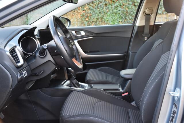 KIA CEE D Ceed Sportswagon 1.5 T-GDi DynamicLine | 120PK | CARPLAY | CAMERA