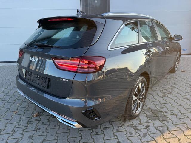 KIA CEE D Sportswagon 1.6 GDI PHEV DynamicLine / Garantie / Historie aanwezig.