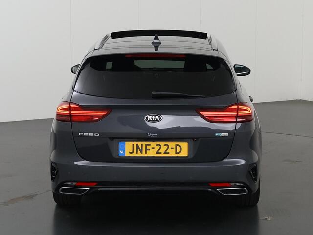 KIA CEE D Ceed Sportswagon 1.6 GDI PHEV ExecutiveLine | Navigatie | Schuifdak | Parkeercamera | Stoelverwarming/verkoeling | Keyless Go |
