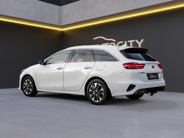 KIA CEE D Ceed Sportswagon 1.6 GDI PHEV Dynamicline Camera l Navi l Keyless l Winterpakket