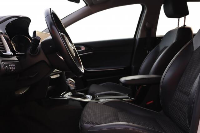 KIA CEE D Ceed Sportswagon 1.6 GDI PHEV Dynamicline Camera l Navi l Keyless l Winterpakket