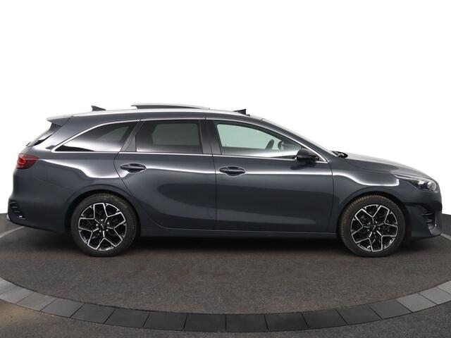 KIA CEE D Ceed Sportswagon 1.5 T-GDi GT-Line - Sportstoelen - Panorama dak - elektrische Achterklep - Adaptive Cruise control - Navigatie - Fabrieksgarantie tot 12-2030