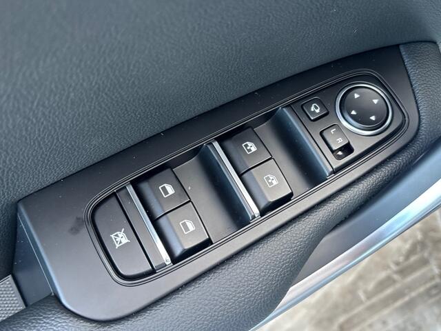 KIA CEE D 1.5 T-GDI AUTOMAAT DYNAMICLINE NAVI LMV PDC WINTERPACK