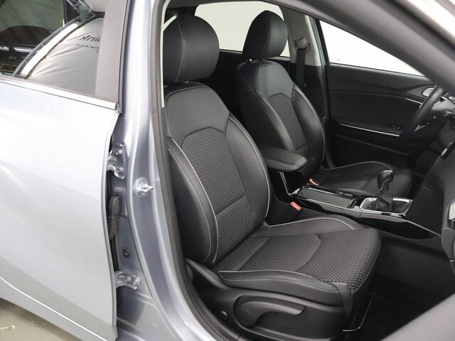 KIA CEE D Ceed 1.0 T-GDi DynamicPlusLine | Stoel/Stuurwielverwarming | Dodehoek Detectie | Keyless Go | Elektrische Achterklep | Climate Control