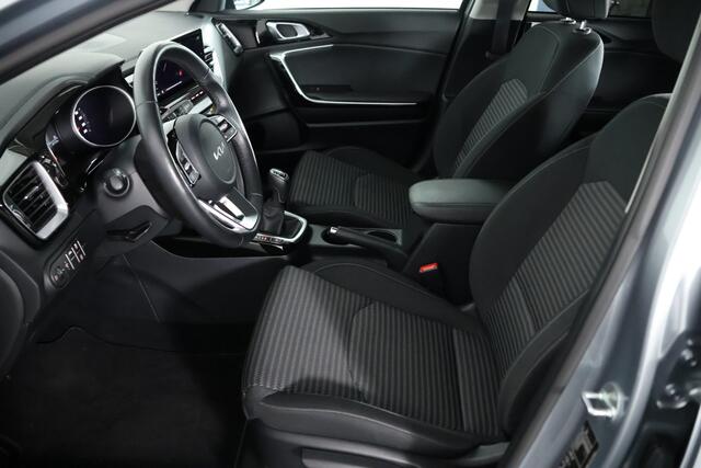 KIA CEE D Ceed Sportswagon 1.5 T-GDi DynamicLine / ACC / Navi / CarPlay / Cam / Clima