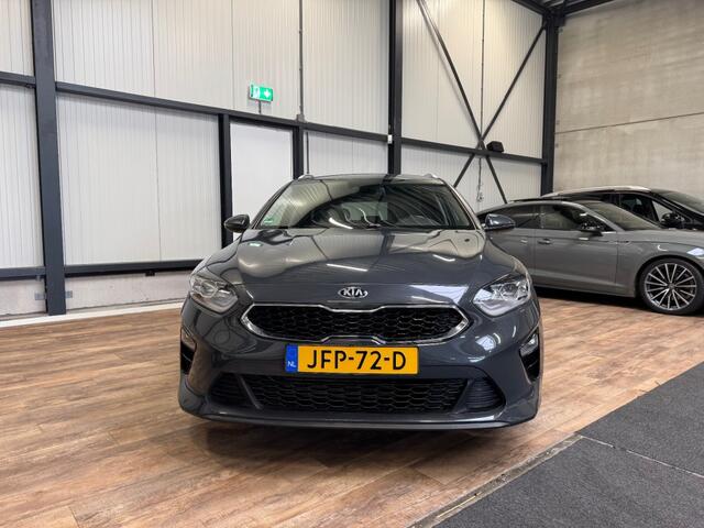 KIA CEE D Sportswagon 1.0T-GDi GT-Line / CLIMA / CAMERA / LANE ASSIST / 17 LM-Velgen /