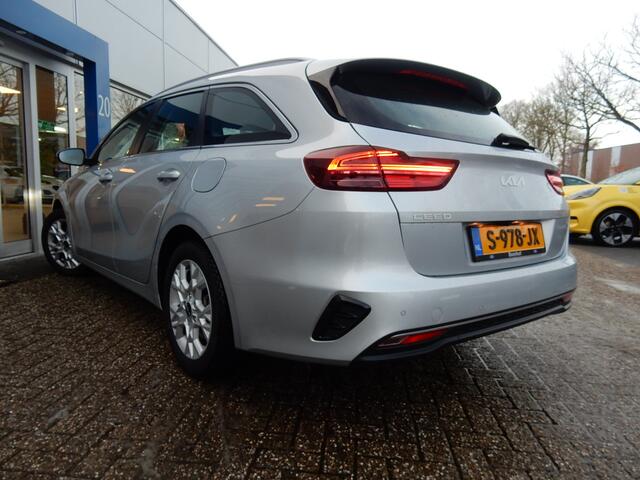 KIA CEE D Ceed Sportswagon 1.0 T-GDi 120pk DynamicLine | Adaptive Cruise | Climate control | Camera | Apple carplay | Android auto |