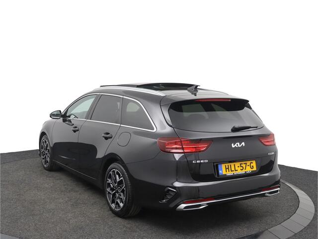 KIA CEE D Ceed Sportswagon 1.5 T-GDi GT-Line Automaat - Kantel/schuifdak - Navigatie - Adaptive Cruisecontrol - Achteruitrijcamera - Parkeersensoren - - Fabrieksgarantie tot 04-2032 of 150.000 km