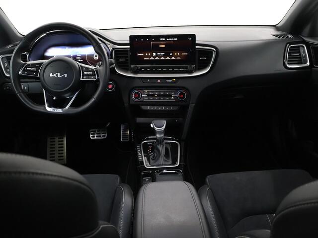 KIA CEE D Ceed 1.5 T-GDi GT-Line | Panoramadak | Stoel/Stuurwielverwarming | Navigatie | Parkeercamera | Climate control | Cruise Control Adaptief |