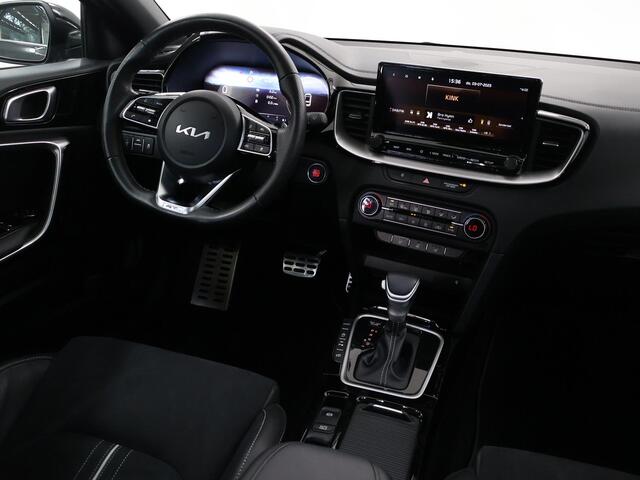 KIA CEE D Ceed 1.5 T-GDi GT-Line | Panoramadak | Stoel/Stuurwielverwarming | Navigatie | Parkeercamera | Climate control | Cruise Control Adaptief |