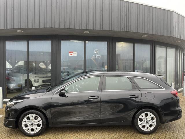 KIA CEE D Ceed Sportswagon 1.0 T-GDi DynamicLine 120PK | 1e Eigenaar | NL AUTO | Achteruitrijcamera | Navigatie | 2 Sleutels |