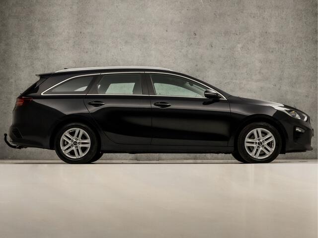 KIA CEE D Ceed Sportswagon 1.4 T-GDi DynamicLine 141Pk Automaat (APPLE CARPLAY, GROOT NAVI, CAMERA, TREKHAAK, SPORTSTOELEN, CLIMATE, LANE ASSIST, NIEUWE APK, NIEUWSTAAT)
