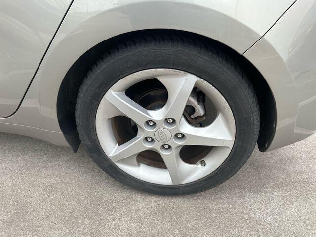 KIA CEE D cee'd 1.0 T-GDi ComfortPlusLine Navigator 52354km ! | Door ons geleverd & Onderhouden ! | 17 inch | Navi | Camera | Cruise