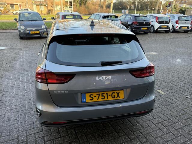 KIA CEE D Ceed Sportswagon 1.0 T-GDi MHEV DynamicLine Automaat / Airco/ Navigatie/ Cruise/ Apple carplay/ PDC/ LED/ LMV