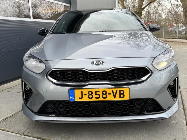KIA CEE D Ceed 1.0 T-GDi 120pk GT-Line Panorama Climate control Navigatie Stoel - Stuur verwarming