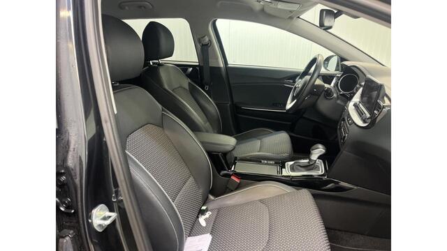 KIA CEE D Ceed Sportswagon 1.6 GDI PHEV DynamicPlusLine NL AUTO | STUURWIEL VERW | STOELVERW | CAMERA |
