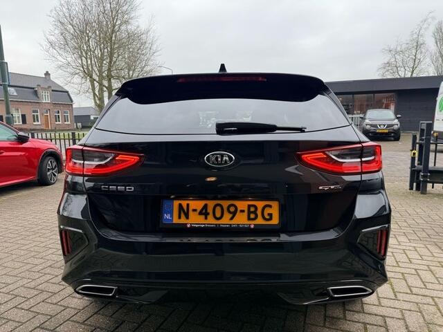 KIA CEE D Ceed 1.5 T-GDi MHEV GT-Line Business Edition