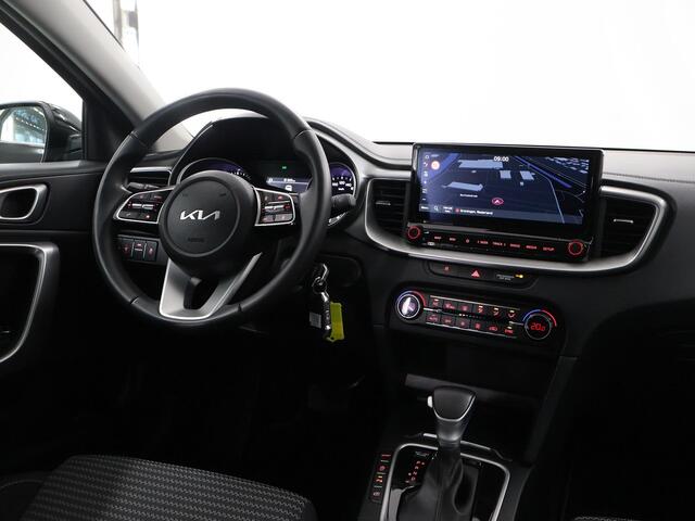 KIA CEE D Ceed SW 1.5 T-GDi DCT7 DynamicLine | Navigatie | Parkeercamera | Climate Control | Cruise Control Adaptief |