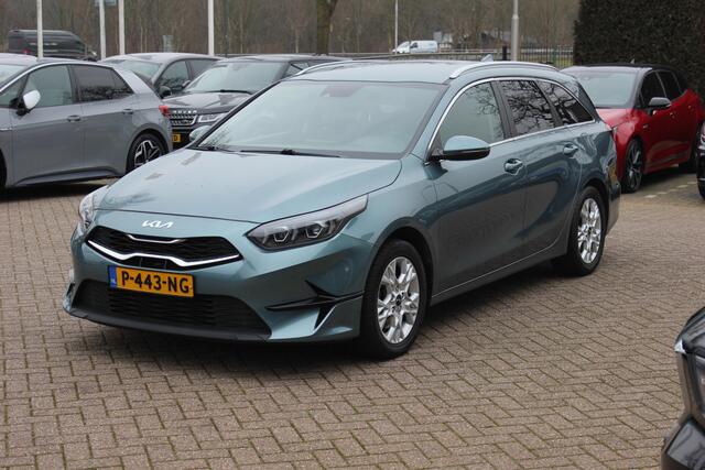KIA CEE D Ceed Sportswagon 1.5 T-GDi DynamicLine / Trekhaak / Camera / Navigatie / 16'' / LED Koplampen / DAB / ACC