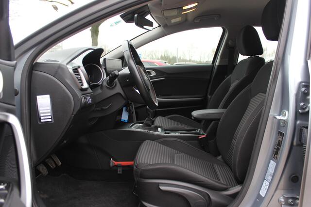 KIA CEE D Ceed Sportswagon 1.5 T-GDi DynamicLine / Trekhaak / Camera / Navigatie / 16'' / LED Koplampen / DAB / ACC