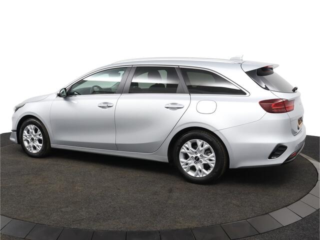 KIA CEE D Ceed Sportswagon 1.5 T-GDi DynamicPlusLine - Navigatie - LED Koplampen - Stoel/Stuurverwarming - Climate Control - Cruise Control - Fabrieksgarantie Tot 2031