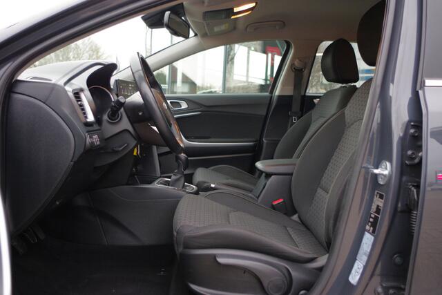 KIA CEE D Ceed Sportswagon 1.5 T-GDi 160 PK DynamicLine, Cruise Control, Camera, Navigatie