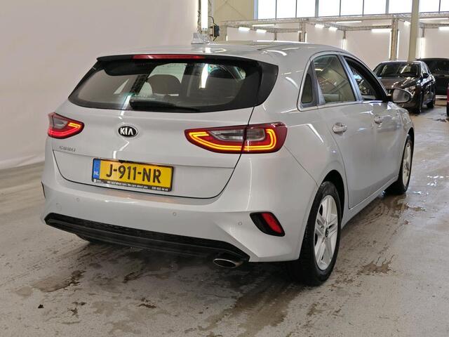 KIA CEE D Ceed 1.4 T-GDi DynamicLine 1e Eigenaar | NAP | BTW | Volledig Onderh | Camera | Carplay | Cruise | LMV | Multifunctioneel stuur |