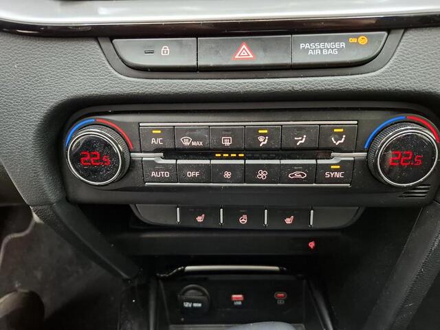 KIA CEE D Ceed Sportswagon 1.5 T-GDi DynamicPlusLine Automaat | Trekhaak | Keyless | Stoel + Stuurverwarming