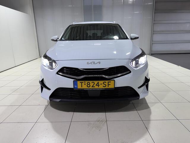 KIA CEE D Ceed Sportswagon 1.0 T-GDi MHEV DynamicPlusLine AUTOMAAT, Trekhaak, Stoel en Stuur verwarming, Navigatie, Camera.