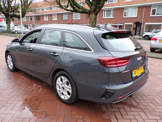 KIA CEE D Ceed Sportswagon 1.0 T-GDi ComfortLine 120 PK TREKHAAK CAR PLAY