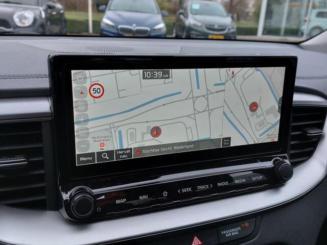 KIA CEE D Ceed Sportswagon 1.0 T-GDi 120pk Automaat MHEV DynamicLine | Navi | Apple Carplay+Android Auto | Clima | Cruise | Led Koplampen | Pdc+Camera | Rijstrook+Licht+Regensensor | 16''lm