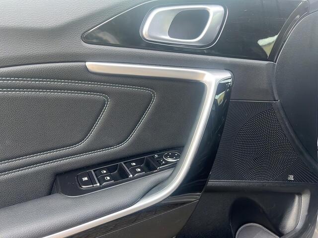 KIA CEE D Ceed 1.0 T-GDi Design Edition | JBL | Stoel- en Stuurverwarming | Lane Assist | Dode Hoek Assistentie |