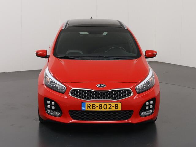 KIA CEE D cee'd Sportswagon 1.0 T-GDi GT-Line Summer Edition | Panoramadak | Stoel/Stuurwielverwarming | Navigatie | Parkeercamera | Climate control