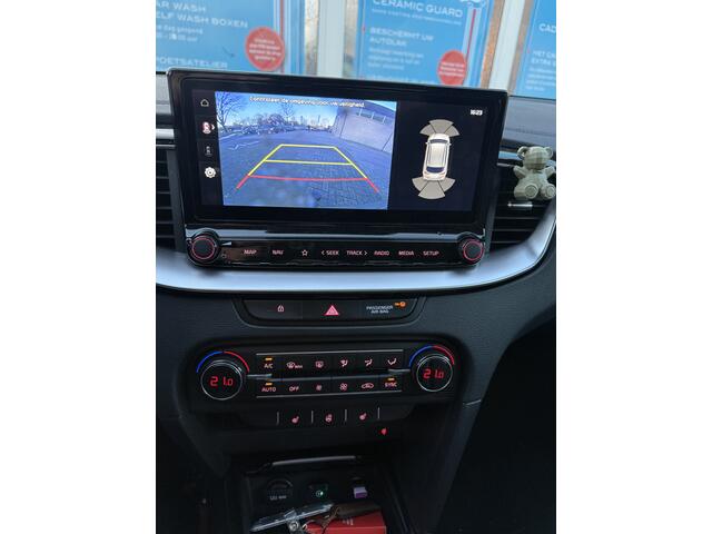 KIA CEE D Ceed Sportswagon 1.0 T-GDi DynamicPlusLine / Trekhaak / Camera / Navi / All Season / Stoel&Stuurverw.