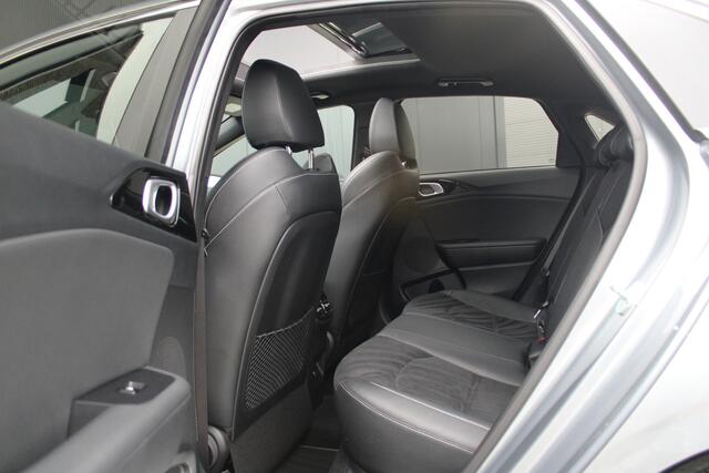 KIA CEE D Ceed 1.0 T-GDi GT-Line - Pano - Stoel/Stuurverwarming - Camera - Keyless - Carplay - Blindspot - Rijklaar